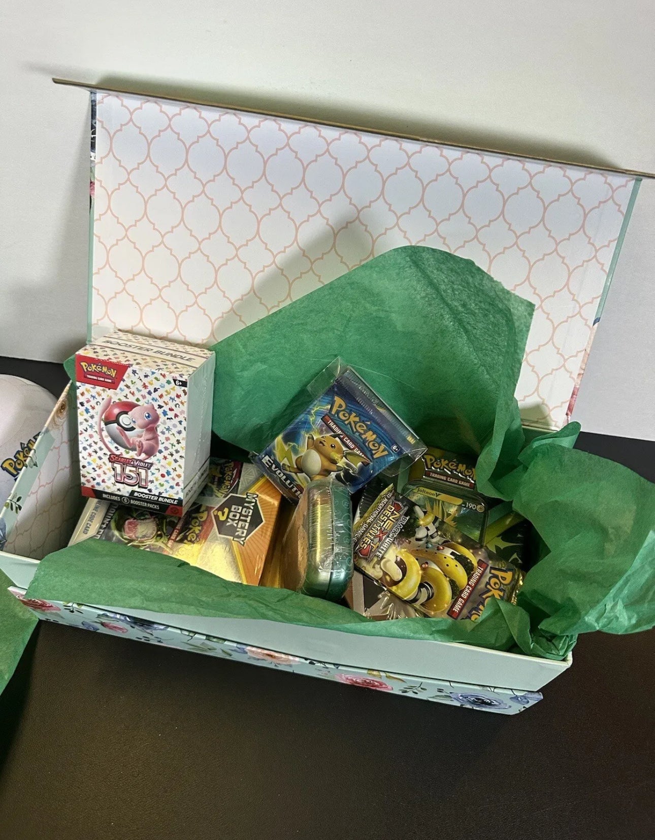 Poke Medium Vintage/Modern Mystery Box with Singles, Packs, Boxes and More!!!